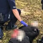 Поліція біля місця інциденту в Остроленці після затримання 19-річного нападника